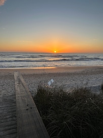 Cinn.Beach sunrise