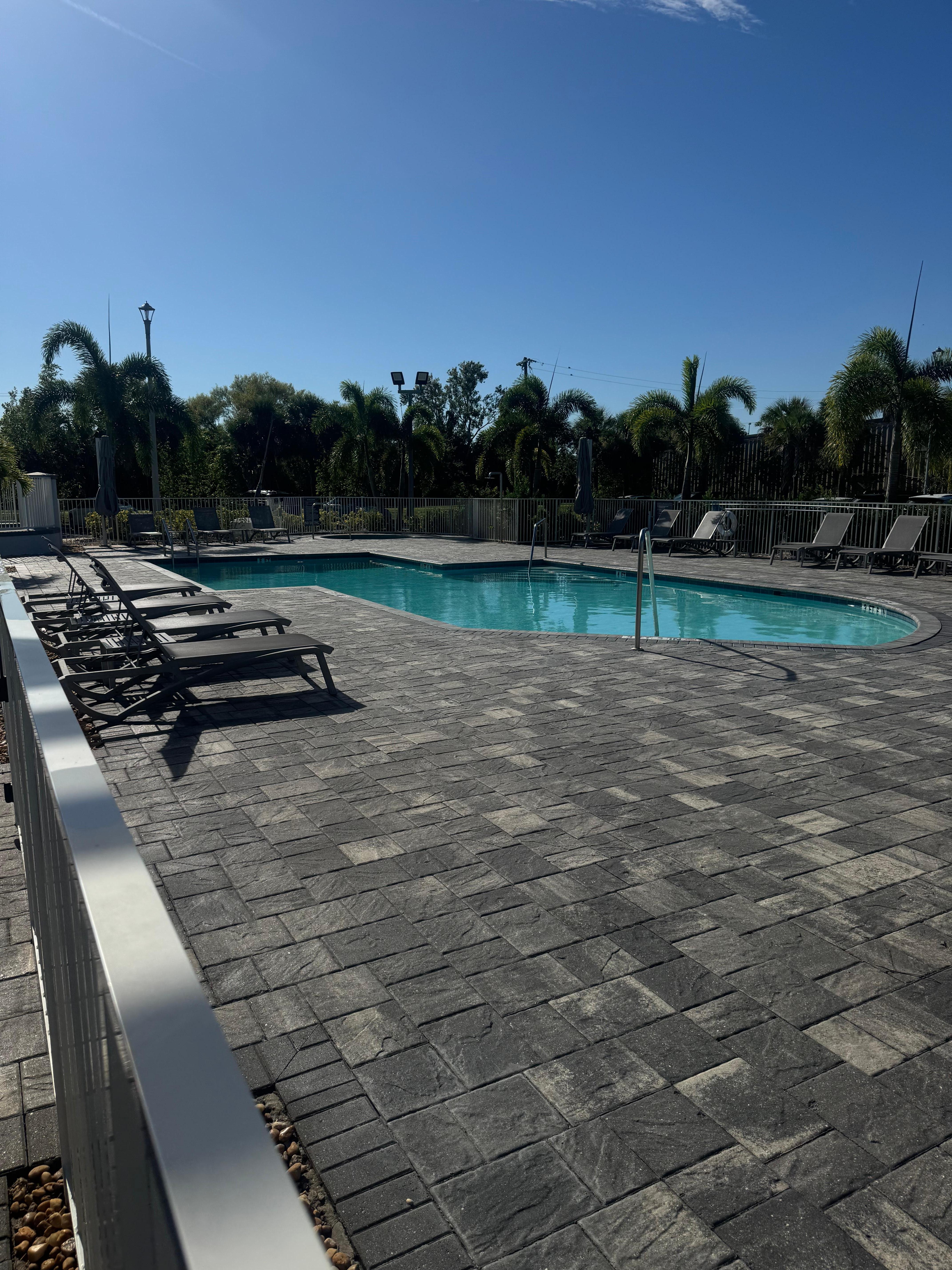 Corredores do hotel(amplos!)