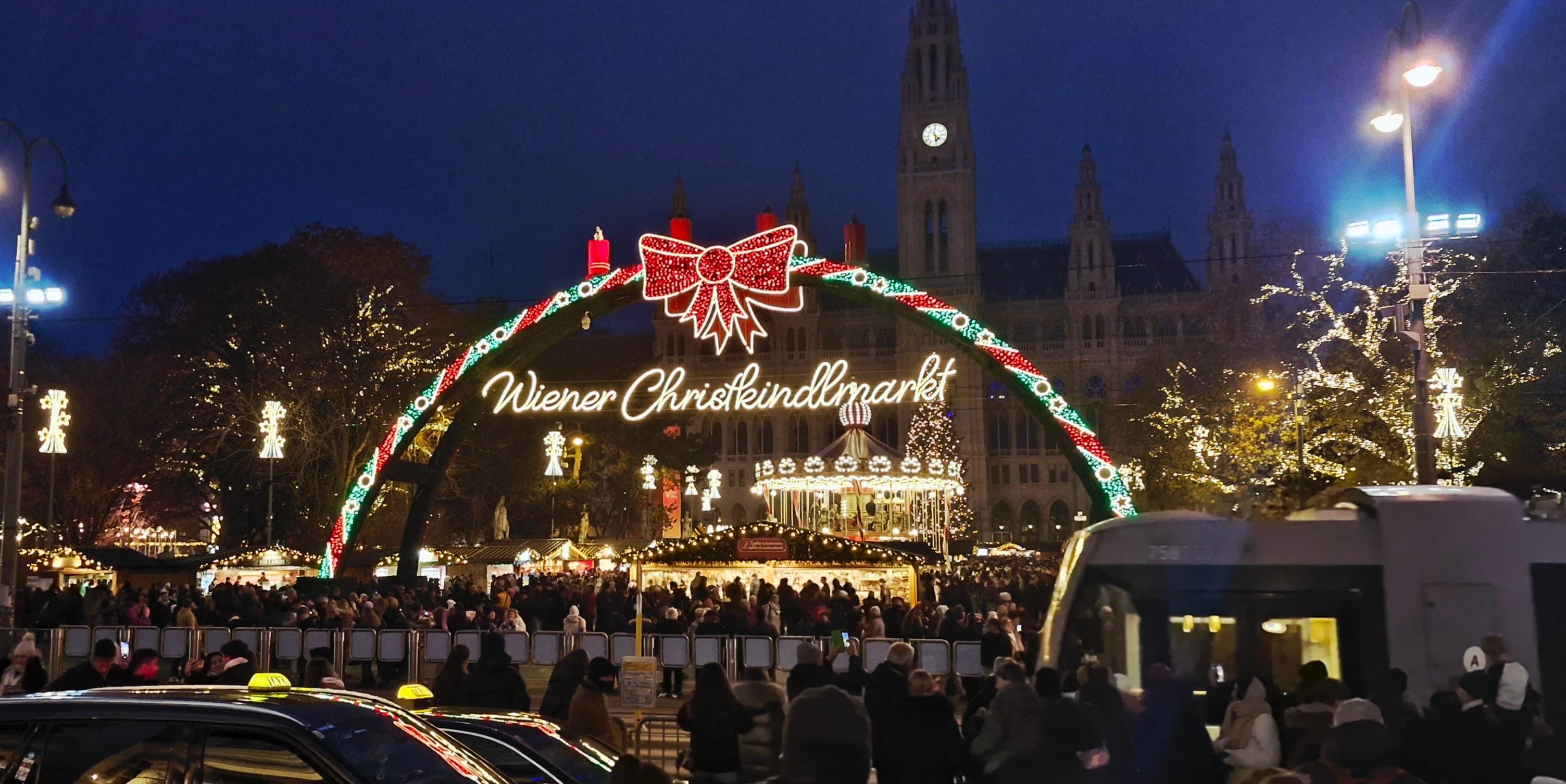 Mulled wine & mug to keep.