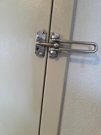 Bar on door is cracked! And the screw holes are jacked.