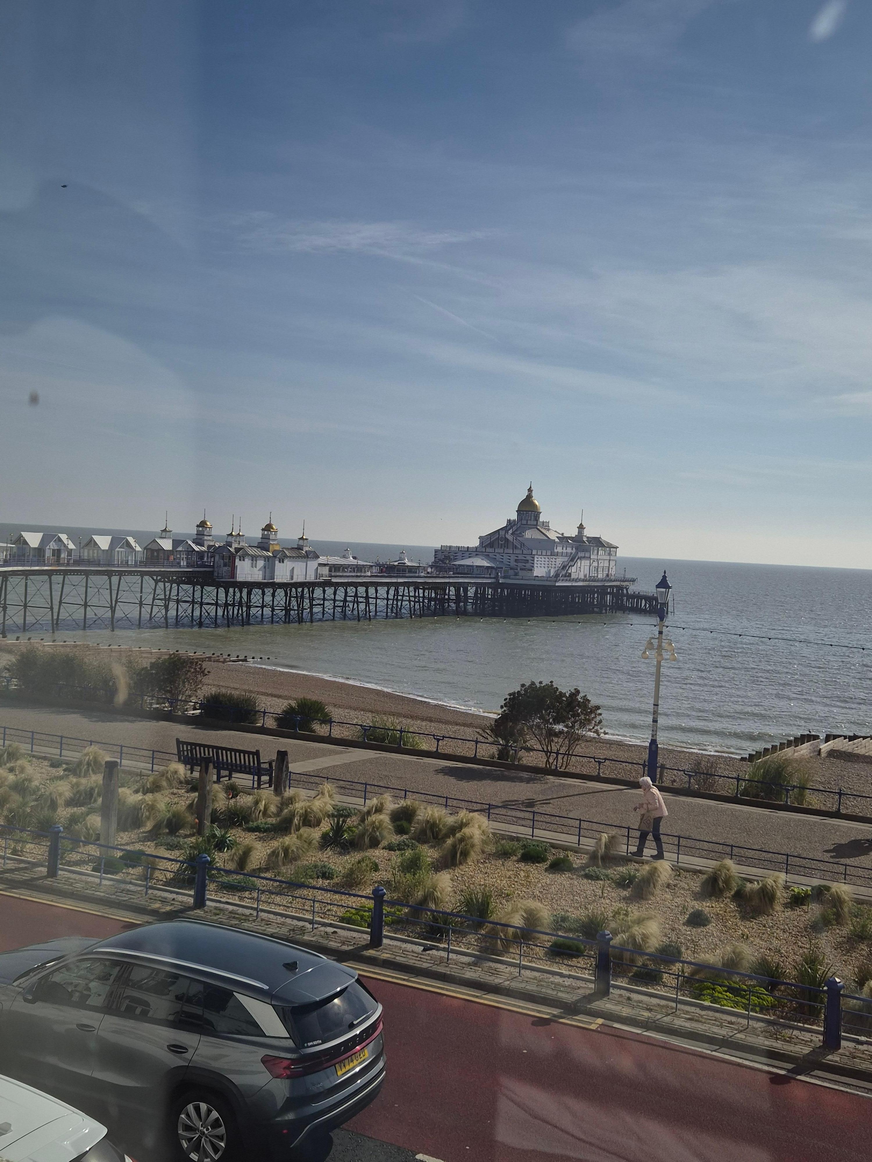Beautiful picture of the pier. 
