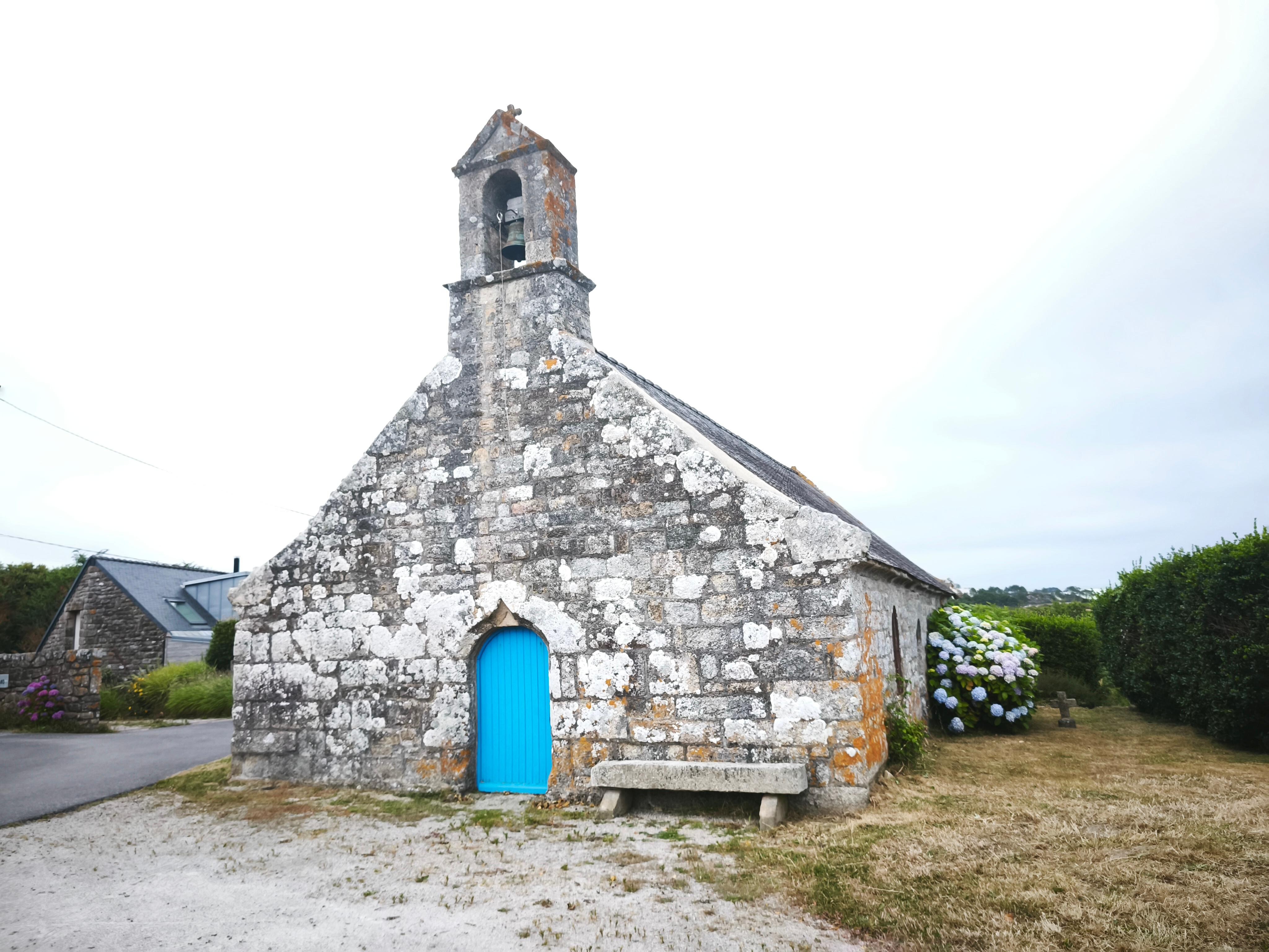 La Chapelle St Simon, toute proche