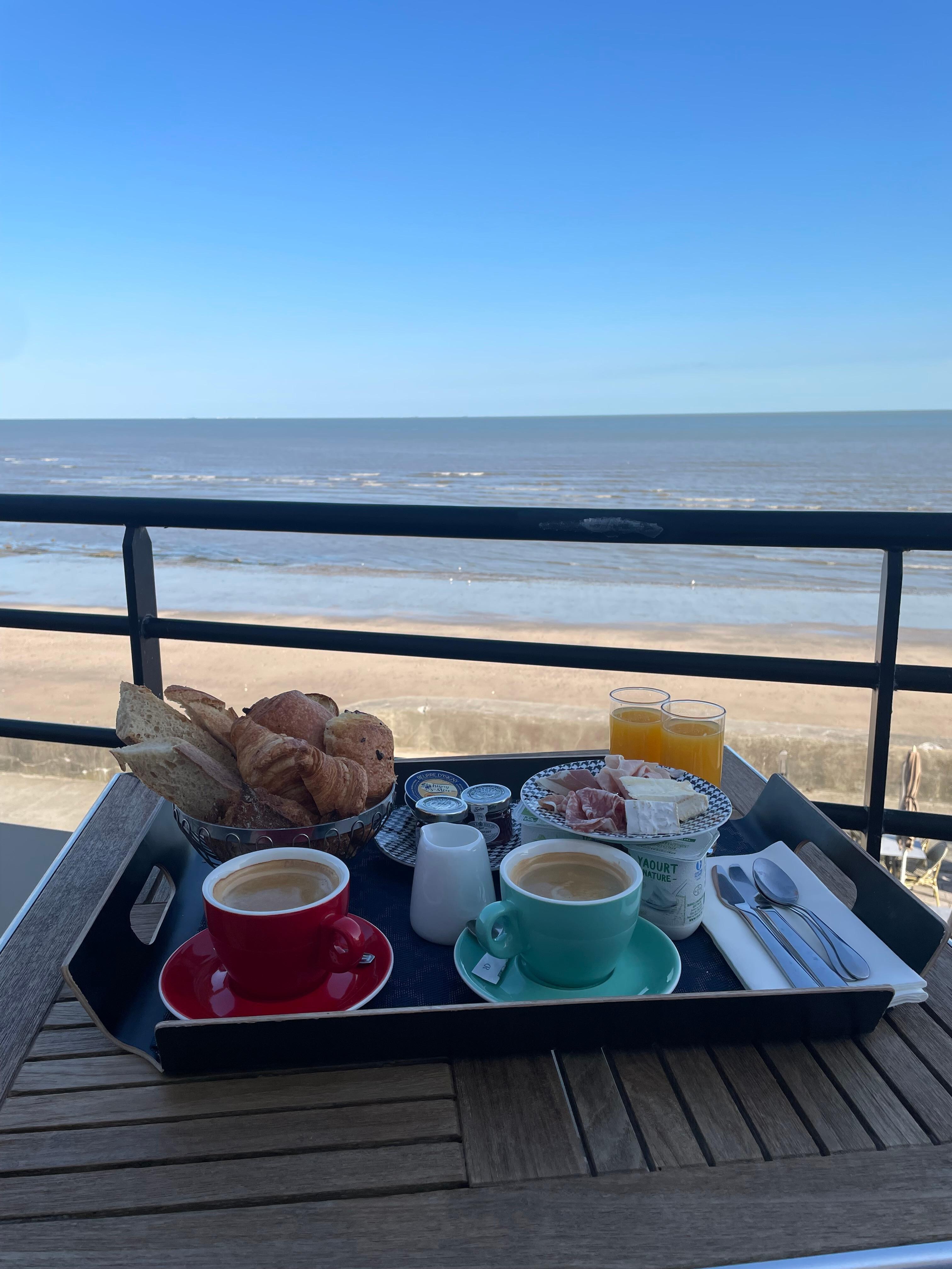 Frukost på balkongen’