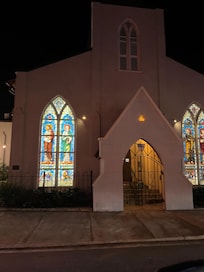 An old town trolley ride.