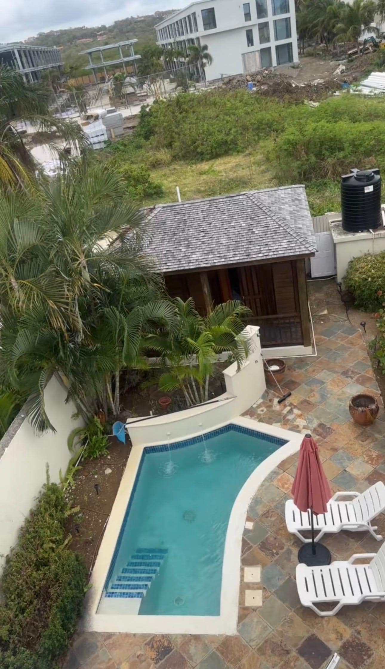Poolside & loft