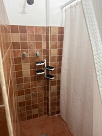 Floor gets wet we just sacrificed one towel for the floor