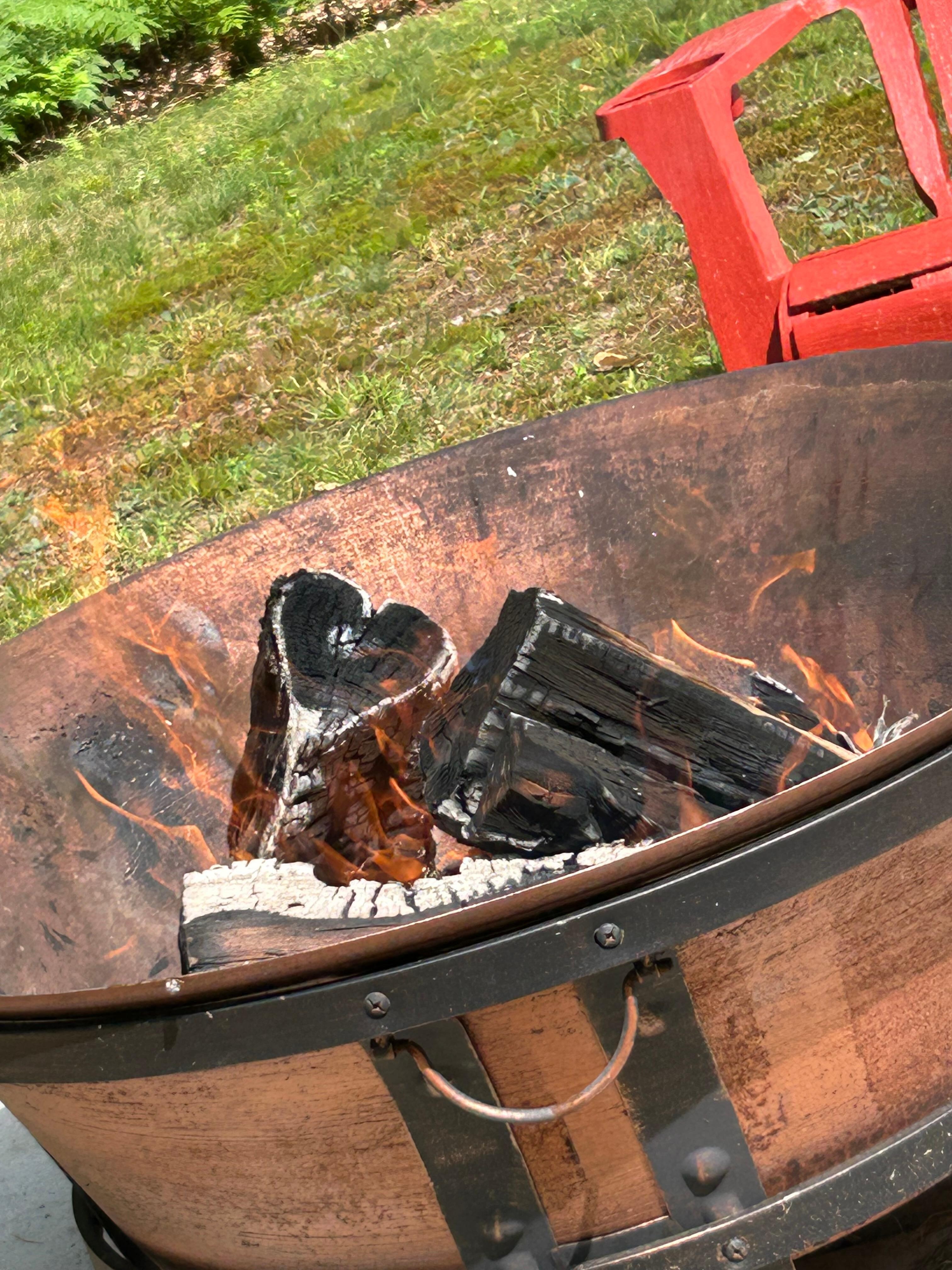 Our first fire the first night and the log already told us we’d love it 🥰 