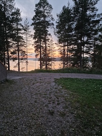 Ilta-aurinko paikassa!