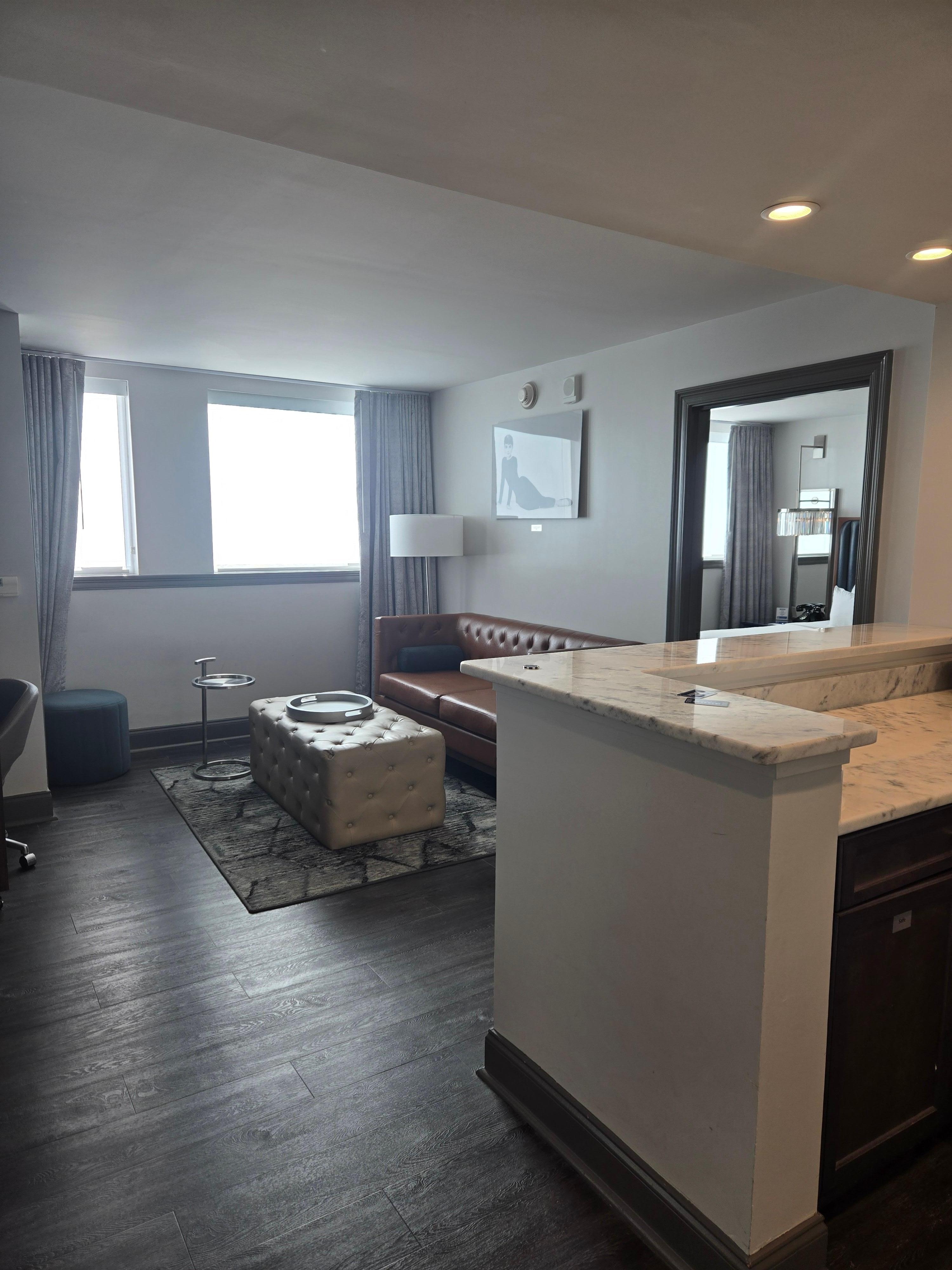 Suite - sitting area