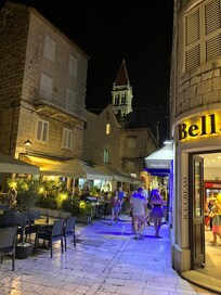 Nachtleben in Trogir