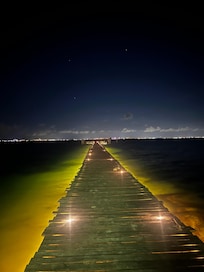 Sat at the end of the dock listening to the DJ drop banger after banger. Positive vibes 24/7