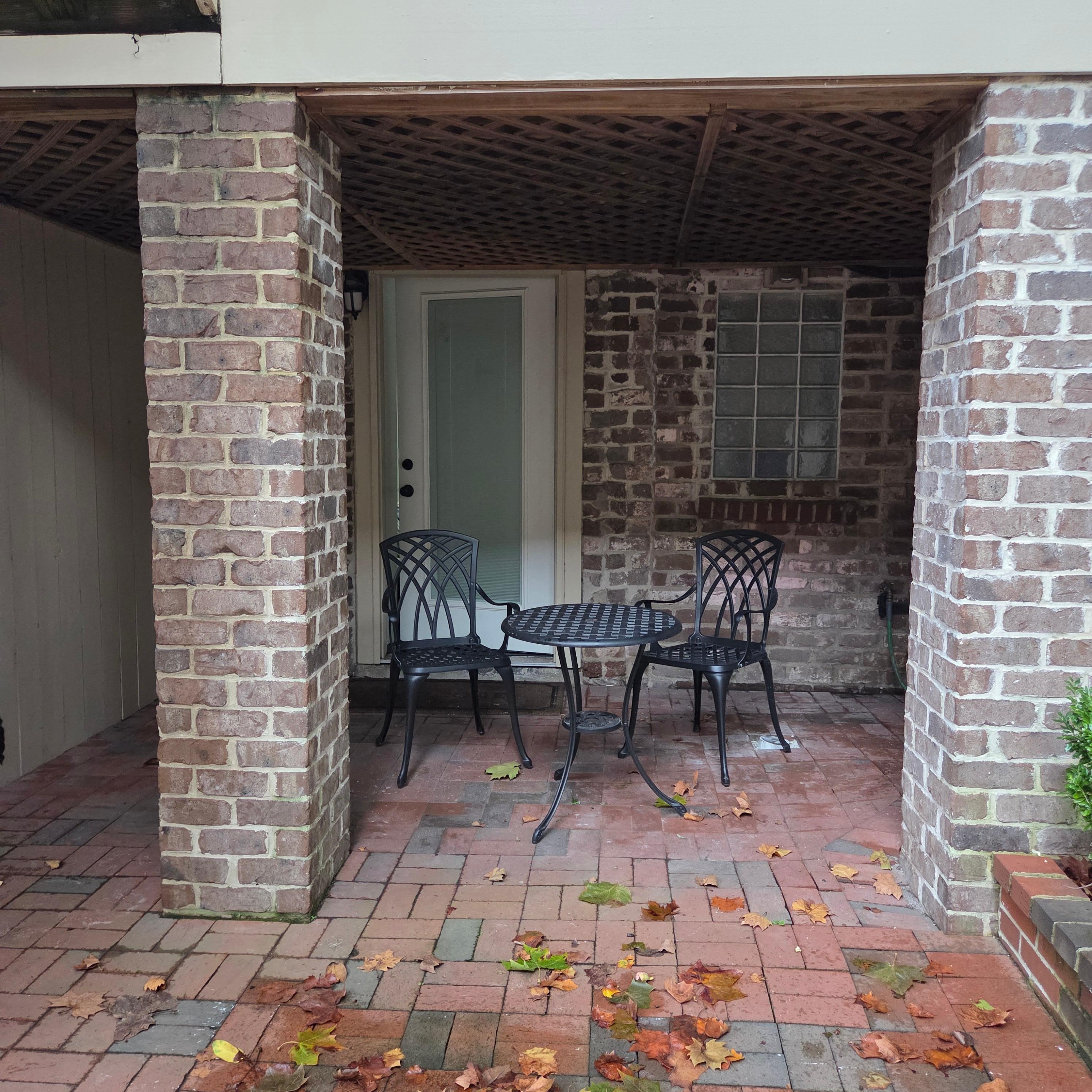 The courtyard at the door to bedroom