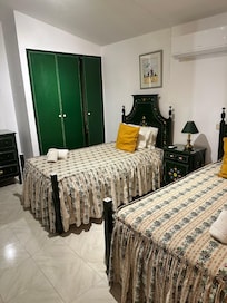 Bedroom with ensuite