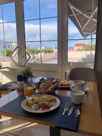 Aamupala näköalalla