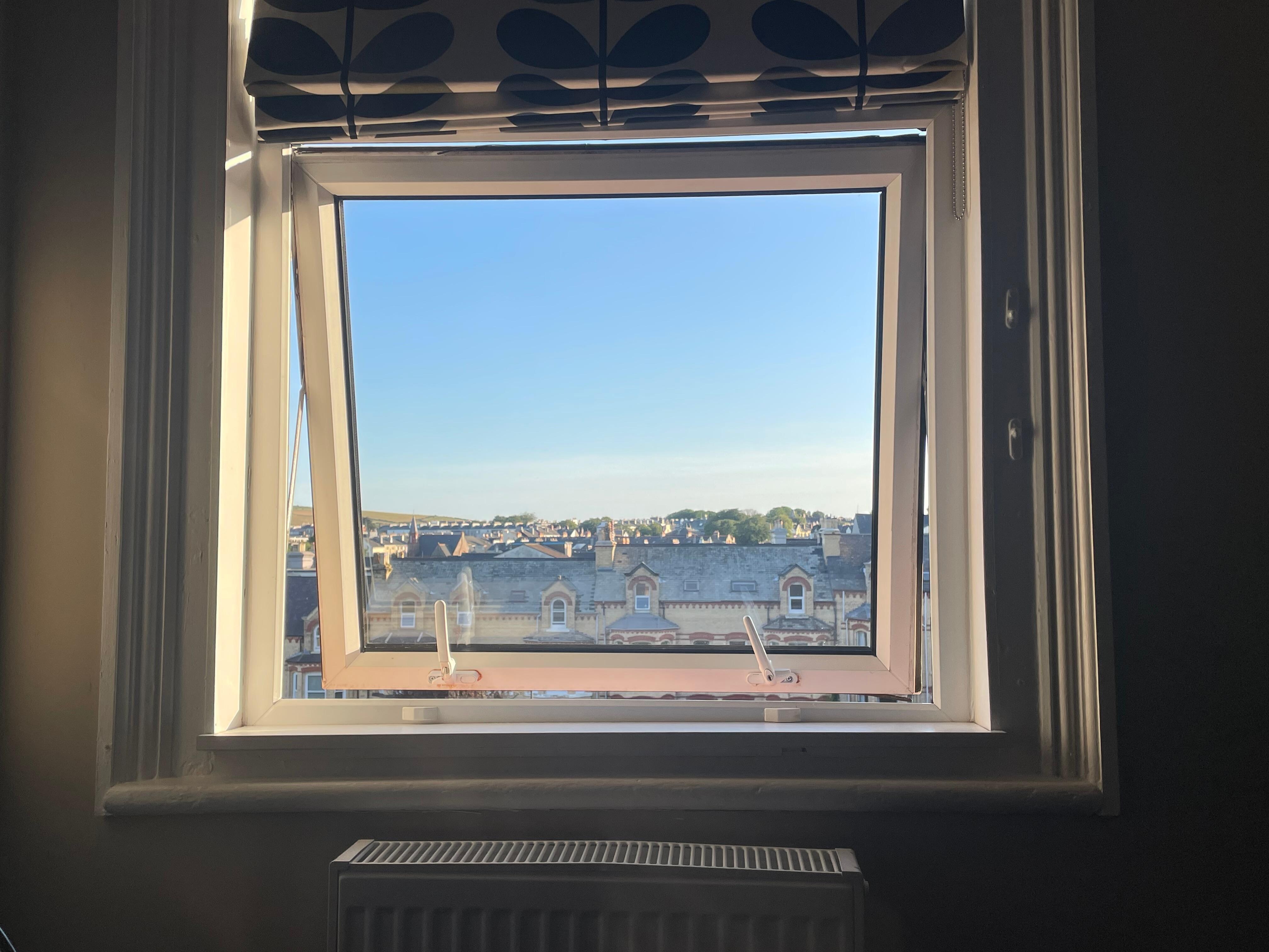 Apt 2 views