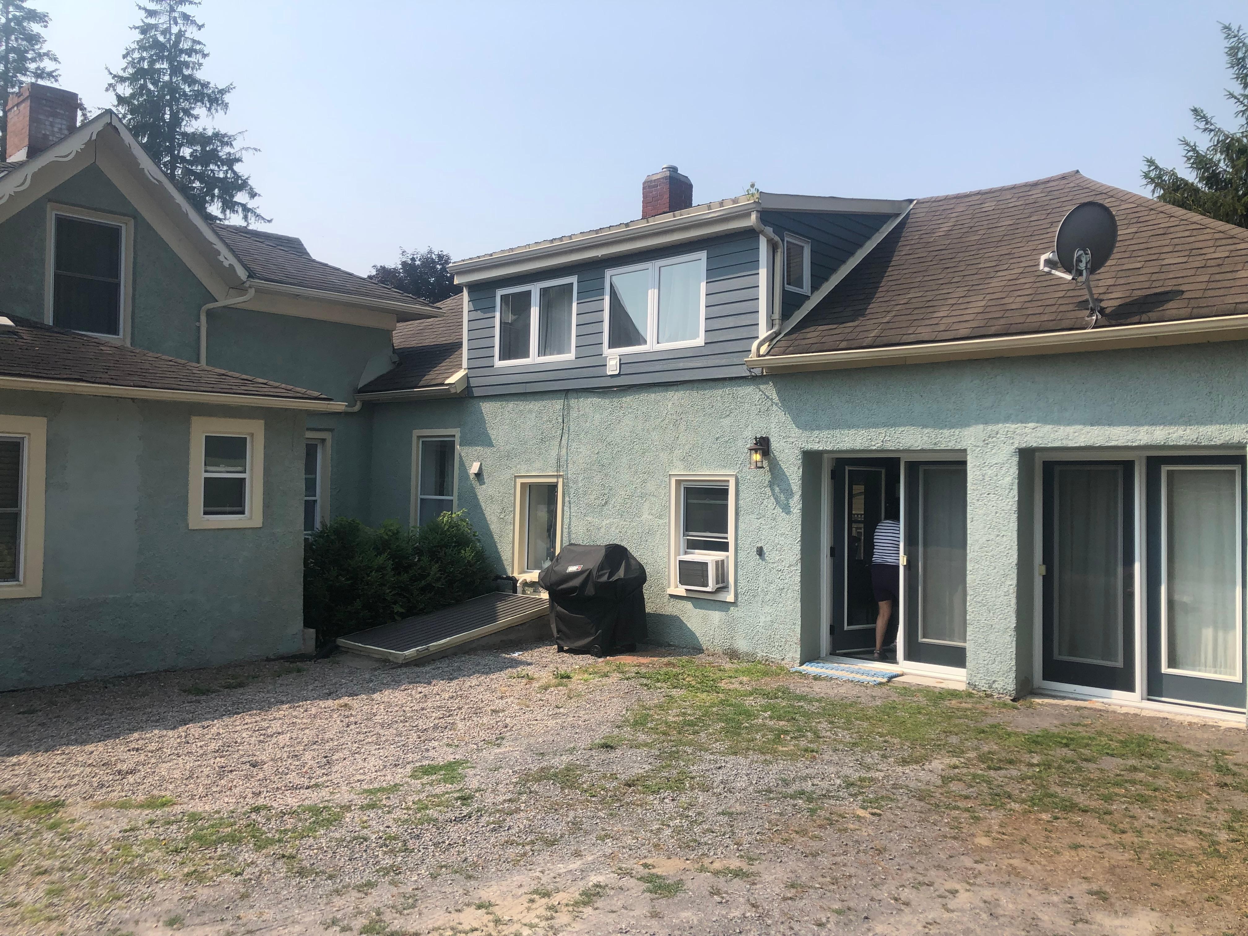 Arrière cour du logis 