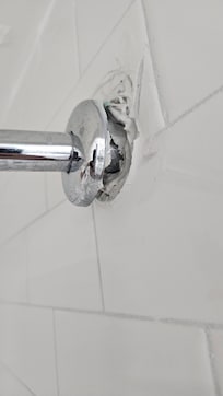 Small bathroom shower arm