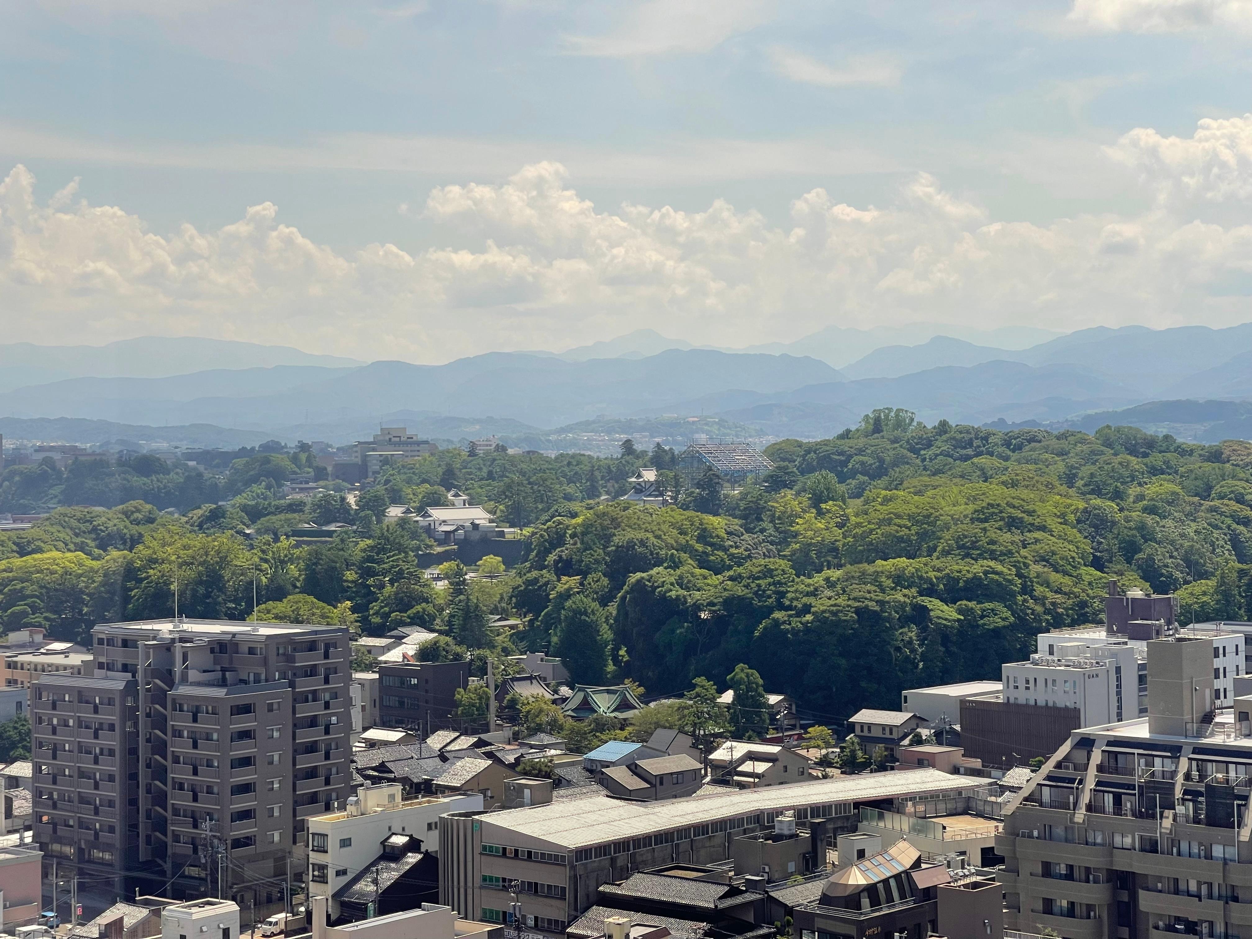 ロビーからの眺め