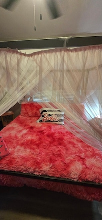 King sized bed