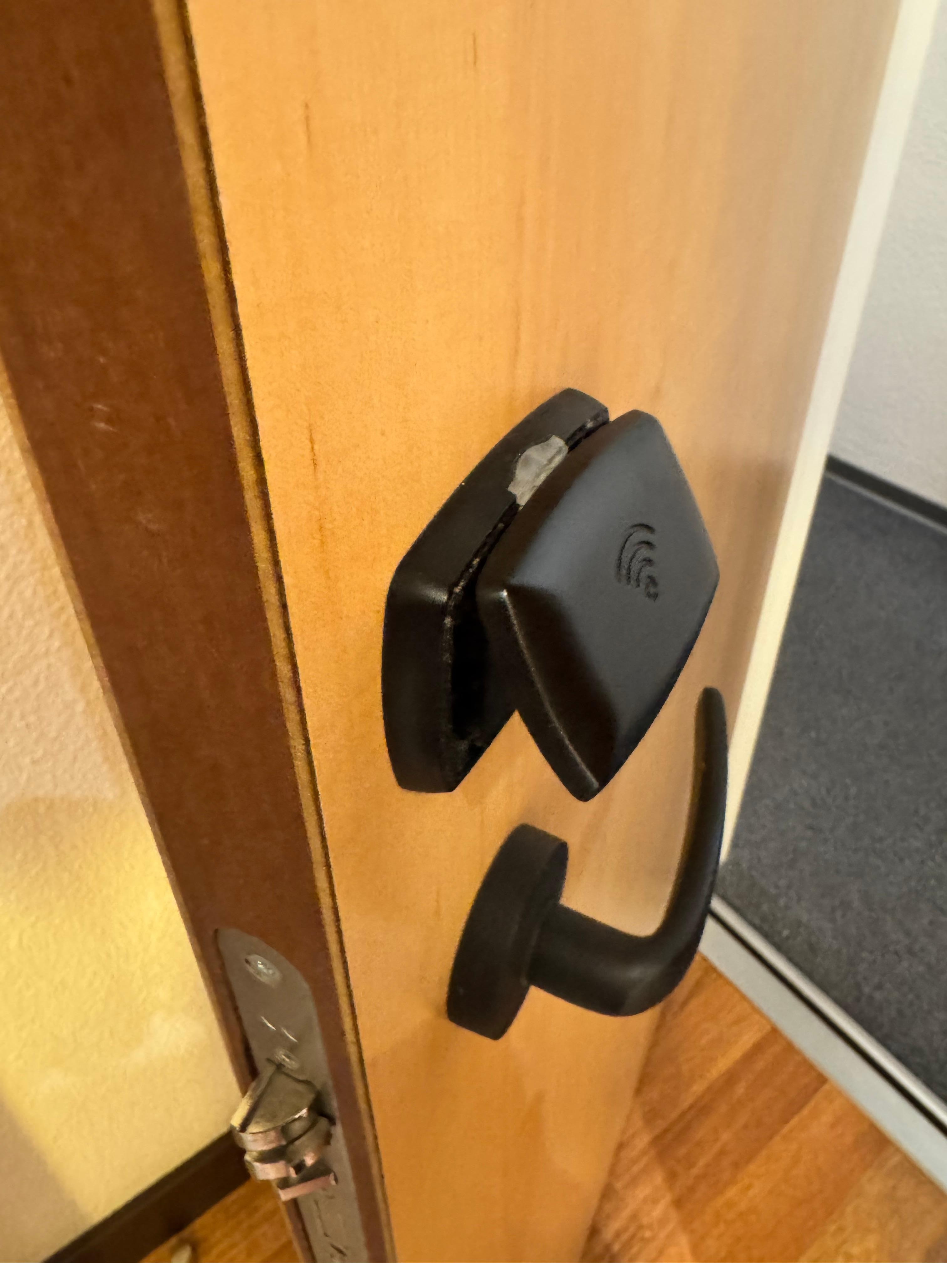 Door keyb
Pad was broken