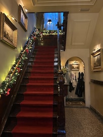 Trap naar de eerste verdieping