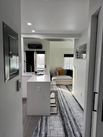 Hallway to the kitchen