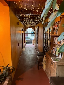Entrance halkway