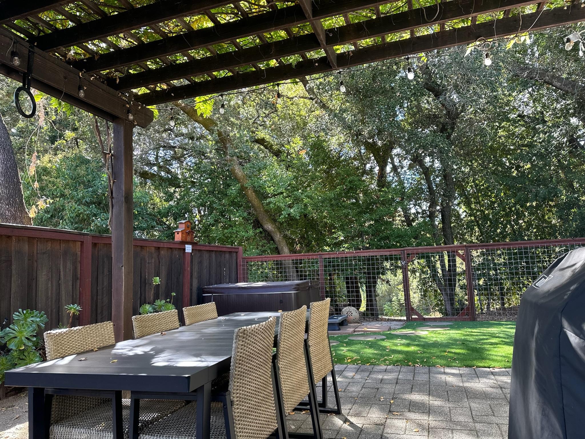 Outdoor seating area with putting green