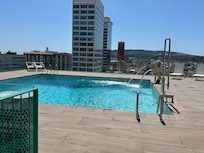 Roof top pool