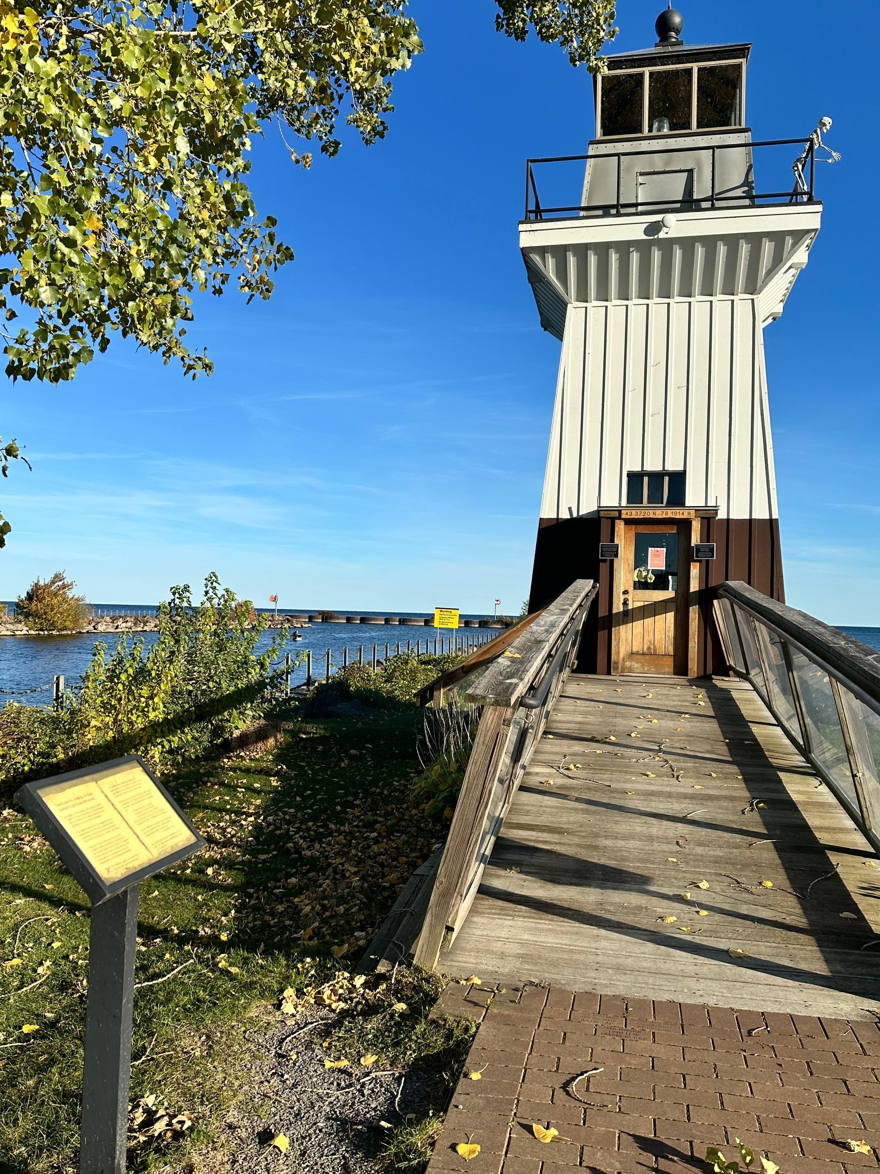 Lighthouse at the point can walk to