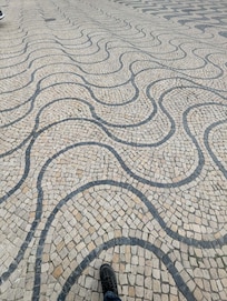 So many lovely cobblestone walkways