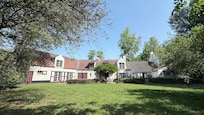 The lodgings from the meadow