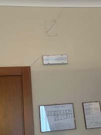 Cracked walls