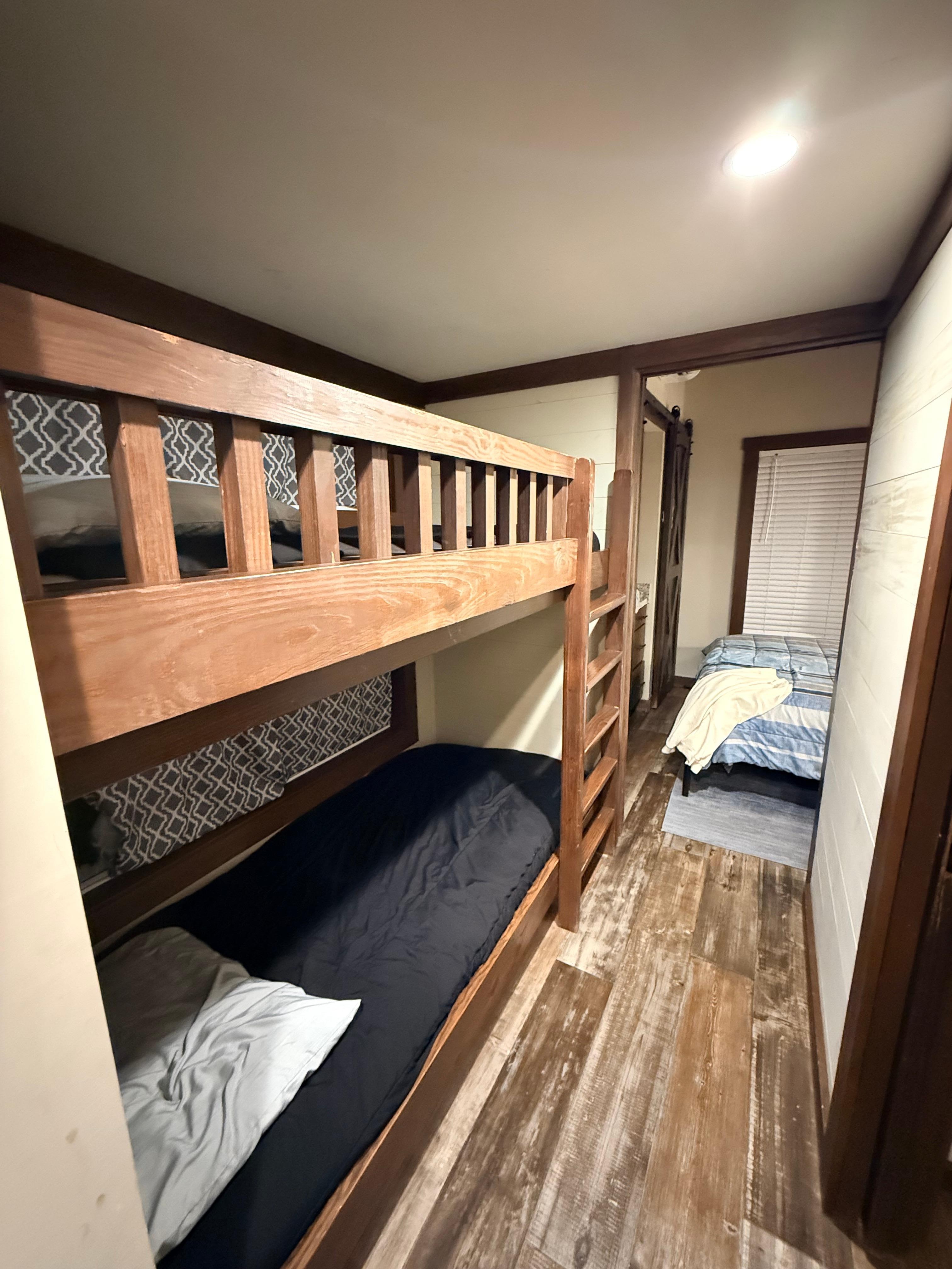 My daughter stayed in the bunkbeds