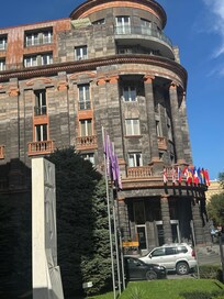 This was the best place we have ever stayed in highly recommend. It is in the middle of the city easy to get to places.