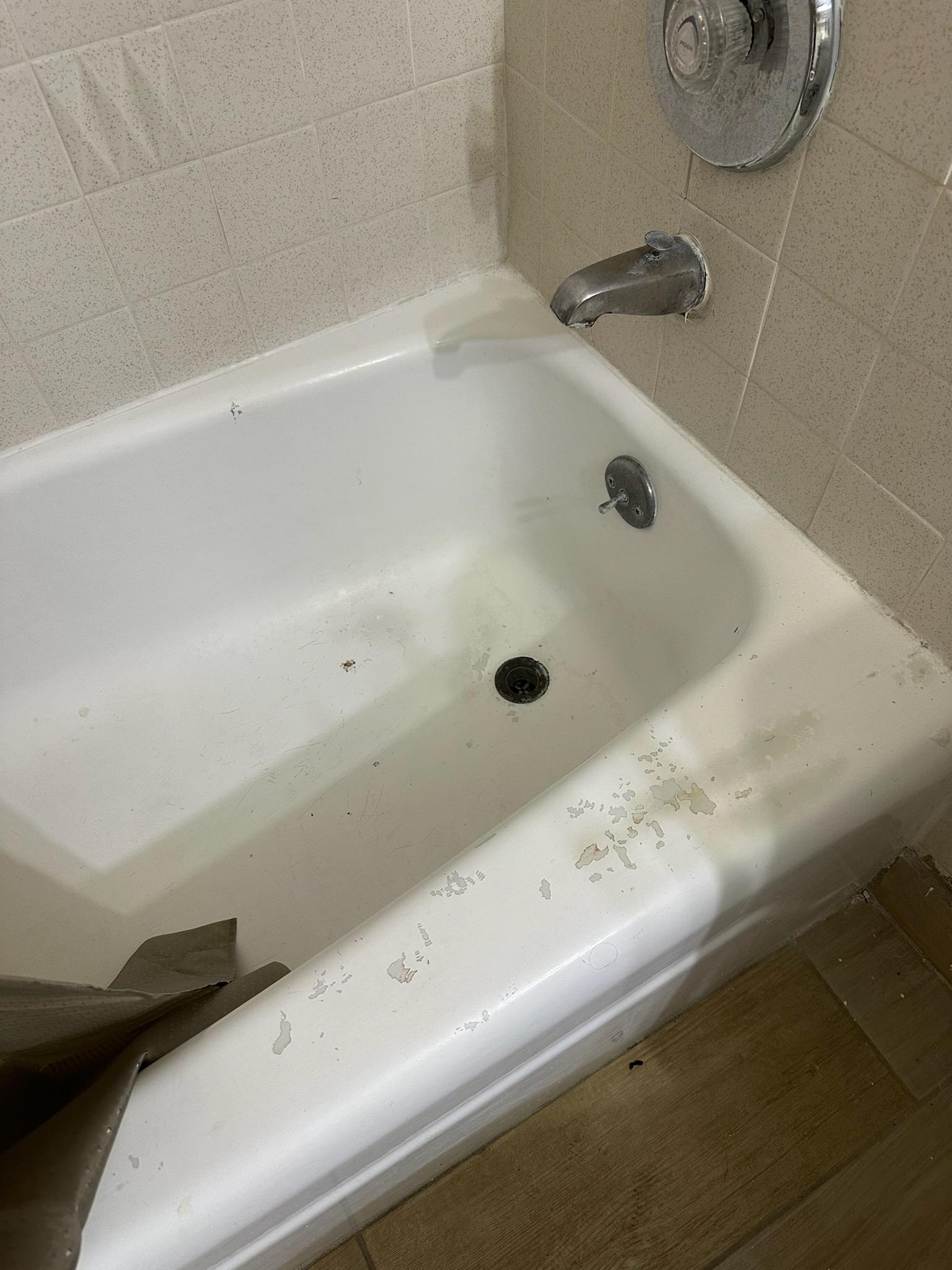 Tub in first room we were checked into.
