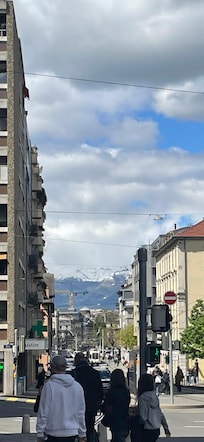 The street view as you turn left after exiting the hotel.