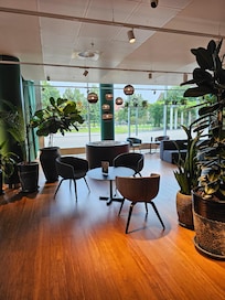 Lounge område med spil.