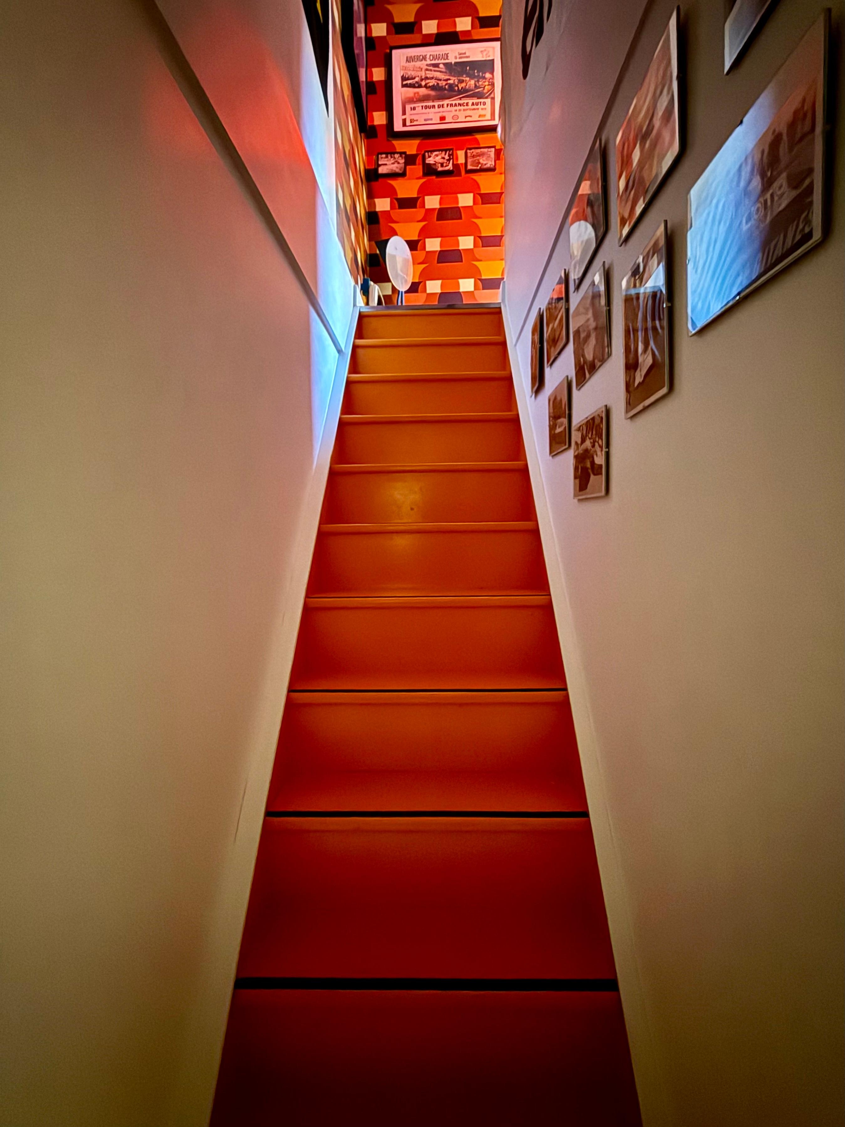 Treppe zum Wohnbereich