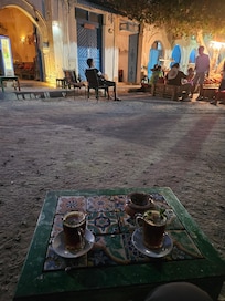 Jarba hood nice tea.