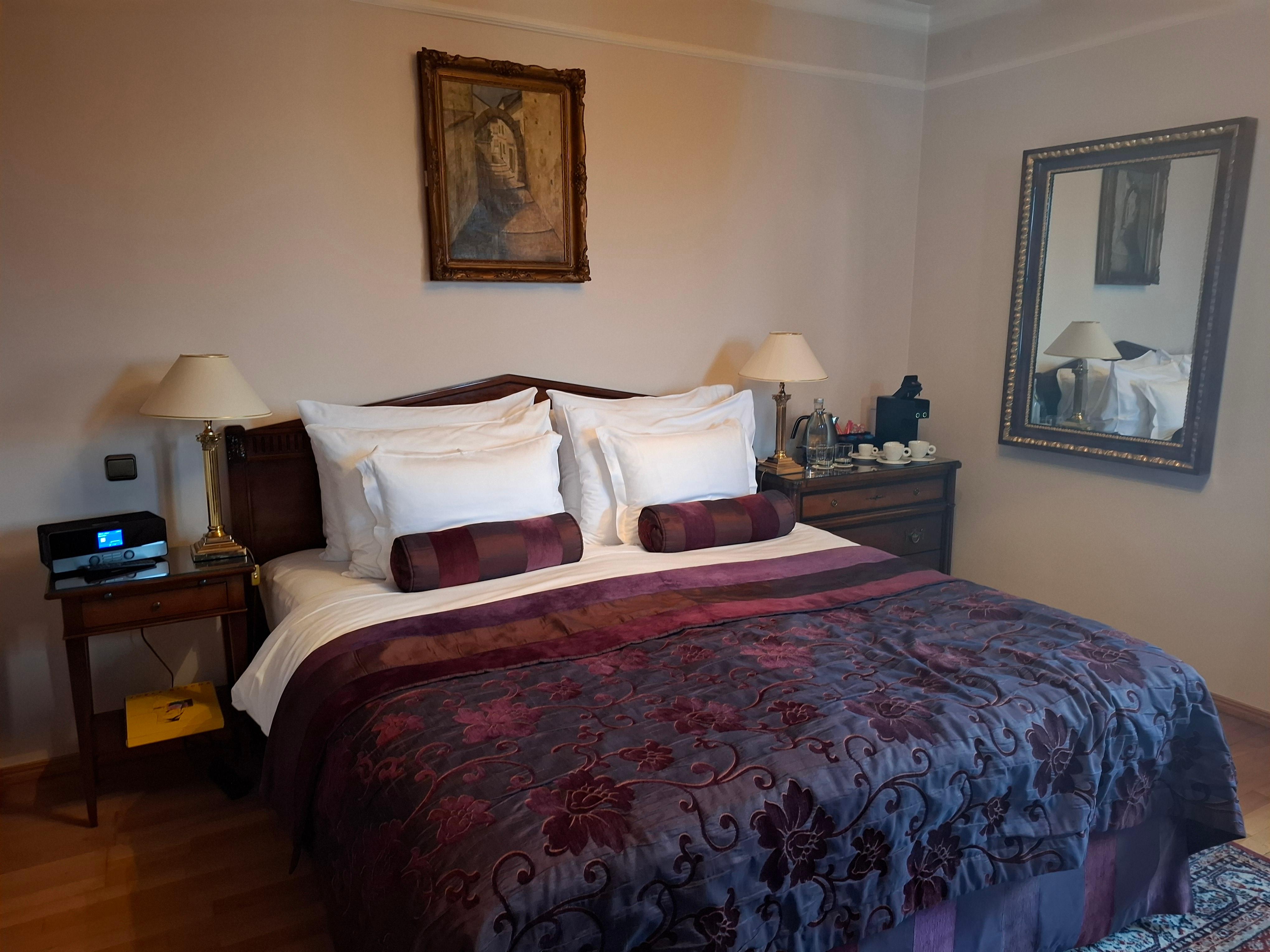 Bedroom 25