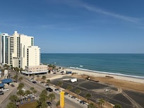 Family Kingdom Ferris Wheel view