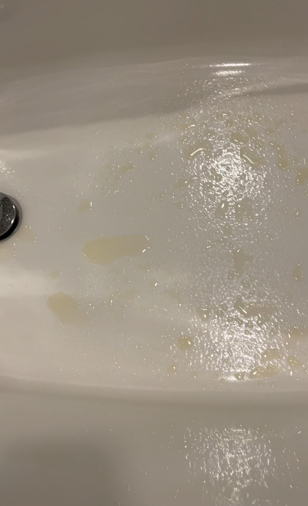Drippings in the tub
