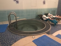 Jacuzzi Trimrom sauna og steam rom i under etg