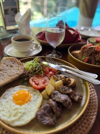 Complimentary Breakfast