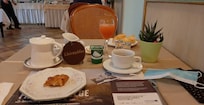 Petit-déjeuner trÚs complet