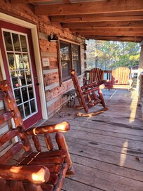 A cozy back deck to enjoy the mornings!
