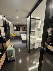 Room - on arrival