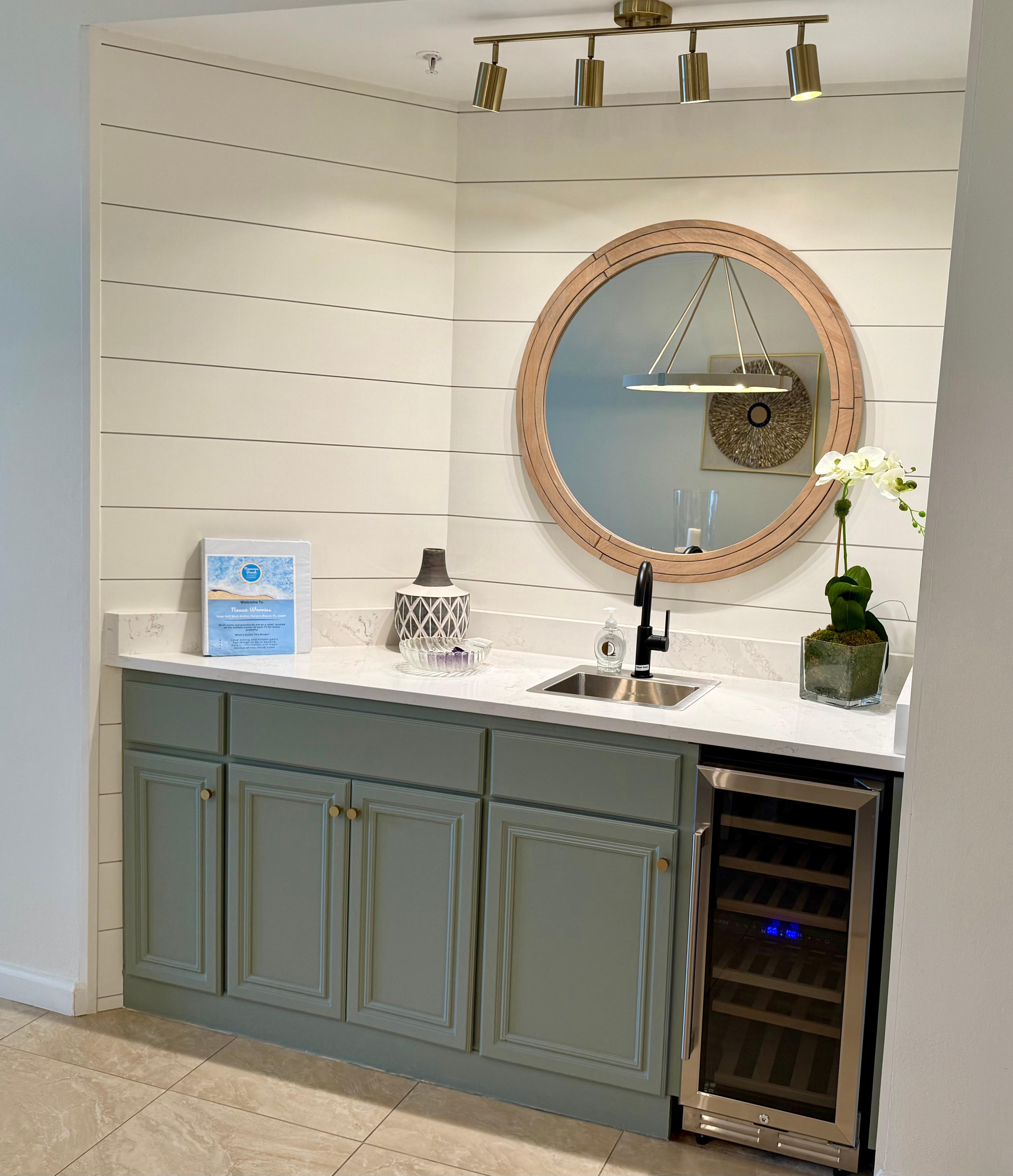 Bar Area across from Dining Area