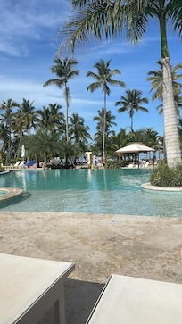 Vista desde la piscina